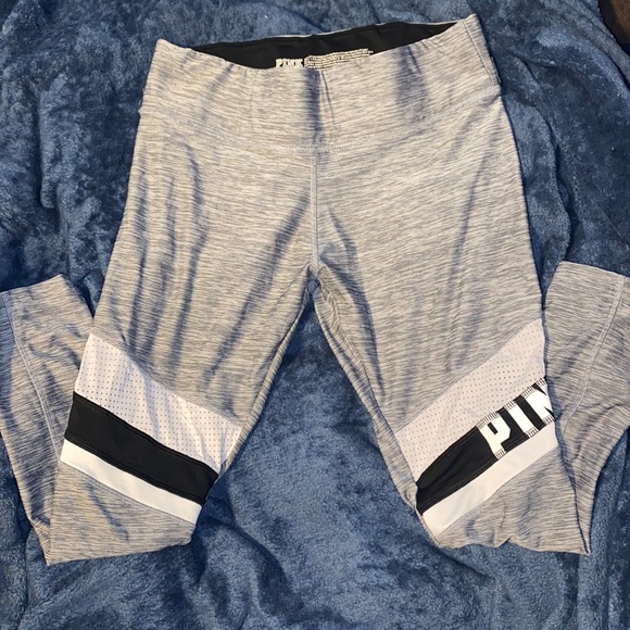 PINK Victoria's Secret Pants - PINK Ultimate Leggings Size M by Victoria’s Secret